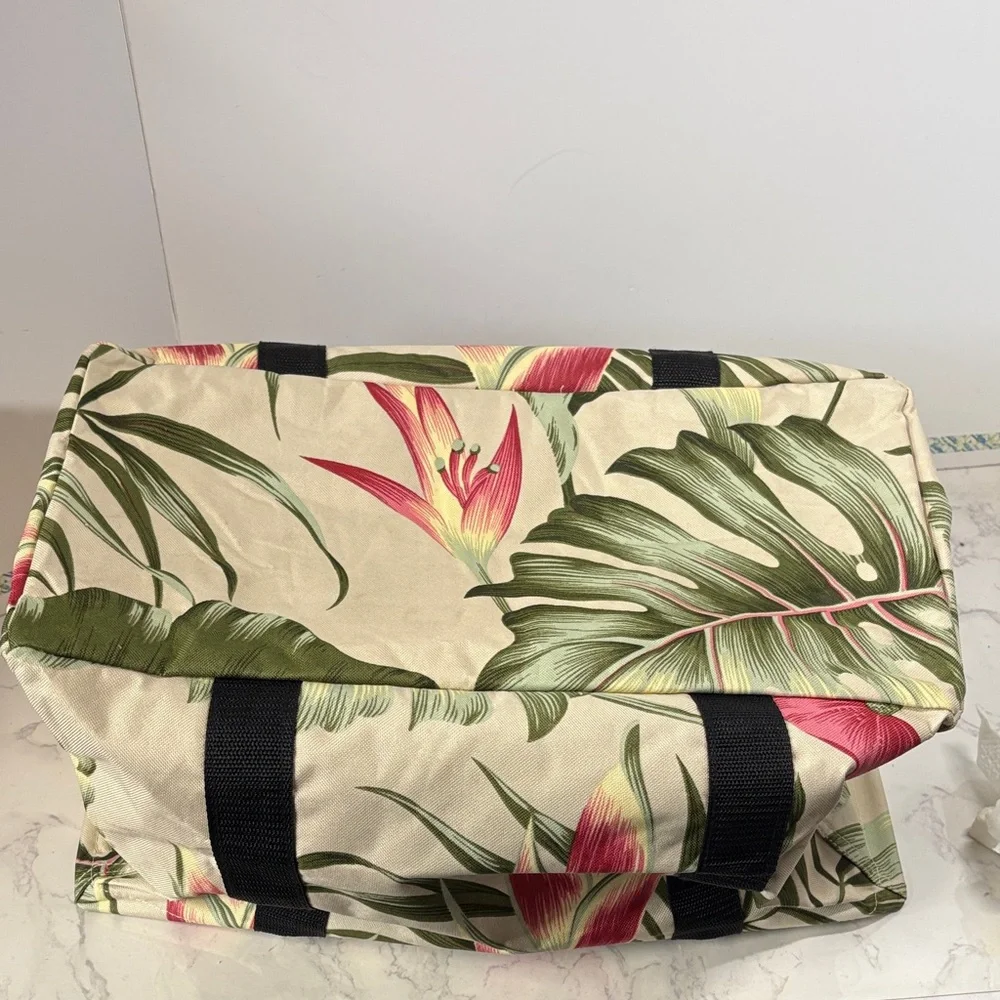 Hawaii Kauhale Living Floral Canvas Tote Bag - Picture 6 of 6